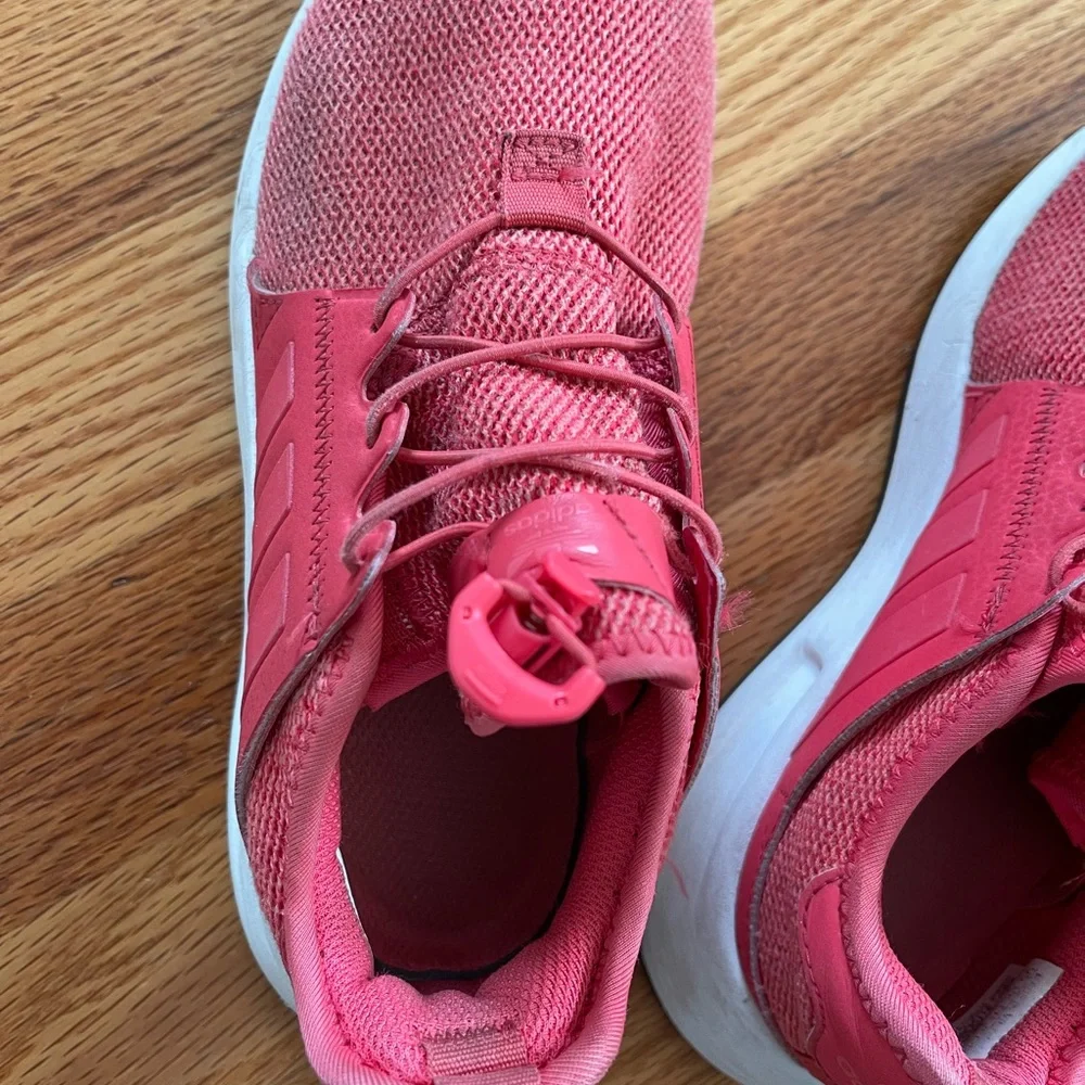 Adidas tennis shoes - Picture 5 of 5